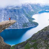 .explore.earth