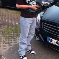 dertraurigejungeaushh