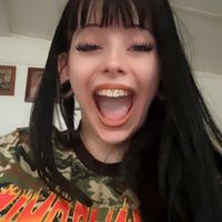 yercrosseyedgf