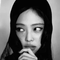 JENNIE untitled