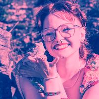 em_likes_dressing_up