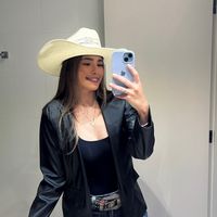 liviaacasalee