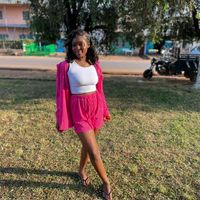 pascale743