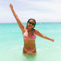 laylayslaystheday