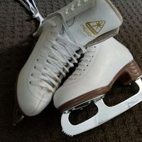 audrey_on_ice