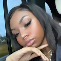 Hoes one me left and right