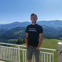 трек в мене в телеграмі