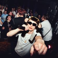 Вона належить вулицям