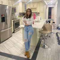 krisflores6571