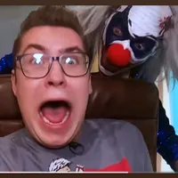 бежит по краю света