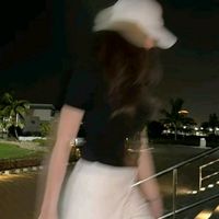zoeestics