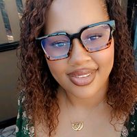 nadine06215