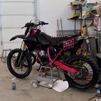 pink_2000_yz125