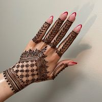 charmsofmehandi
