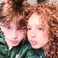 som original - ellie❦