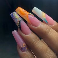 pucka_nails