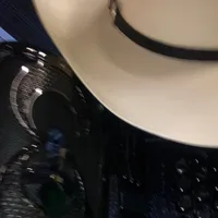 Pocos Años Mil Errores