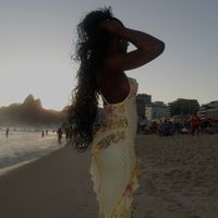ellaumbrellaa_