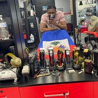mackendy_barber