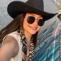 nayeliass