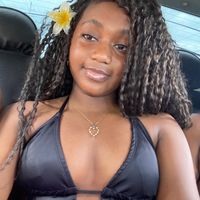 nahomy_mina