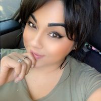 raiderette_vee