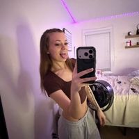 lillyavhall