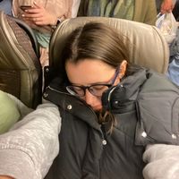 send this to your friends to totally kriss them