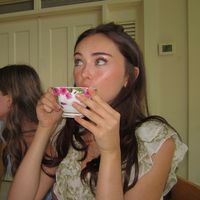 everykissbeginsswithkay