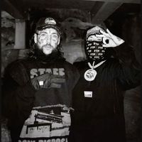 fluorescent lights makes me violent