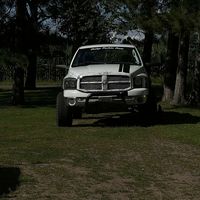 that07_lifted_dodge