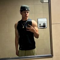 j1hnnnygomez