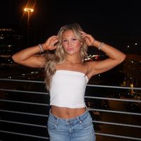 zoezogleman_