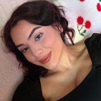 kaylaolmos4