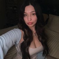 onlygirlintheroom222