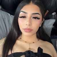 adrianna_herreraa
