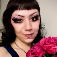 h0e down by the millionaires