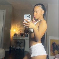 emily_mellaaa