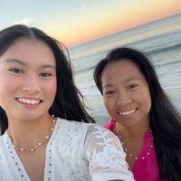 not_victoria_julie_1