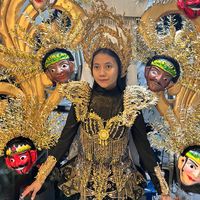 kostumsurabaya
