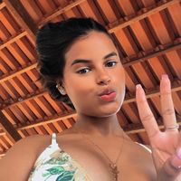 _laila_oliveira