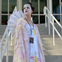 mystic.magnolias.cos