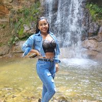 emilysleon1