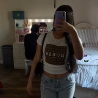 julie.larios
