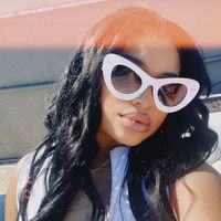 theeprettyvillian
