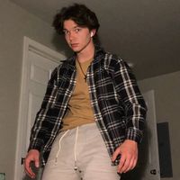 TKT Attack On Titan Season 3