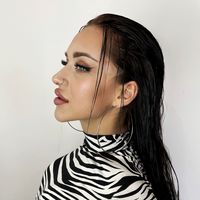 kuzhelita_