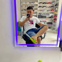 jhostynvite