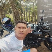 tommoveis1077