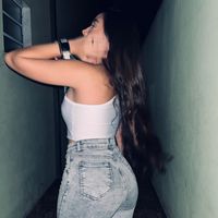 _.larinhaa._a